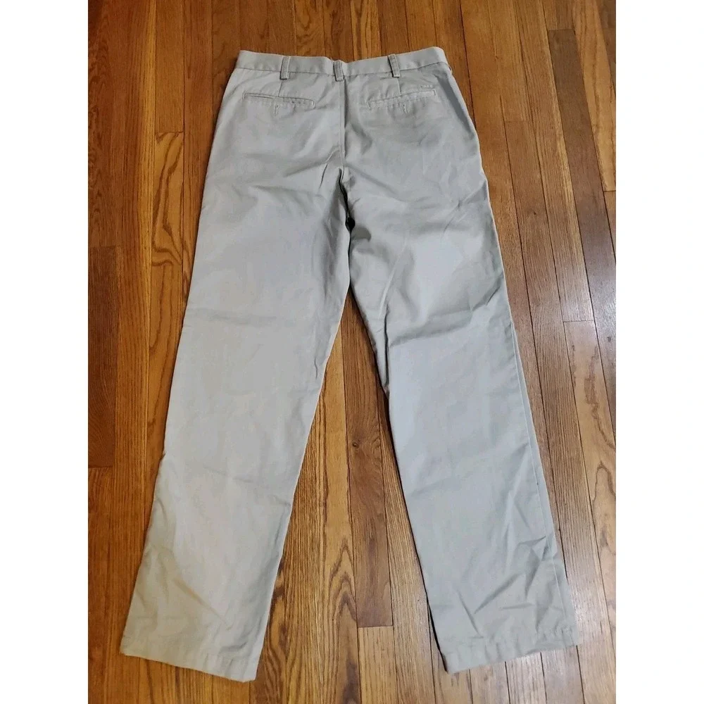 Izod Mens Tan Beige Khaki Chino Pants 34 X 34 Straight Fit Flat Front Cotton‎